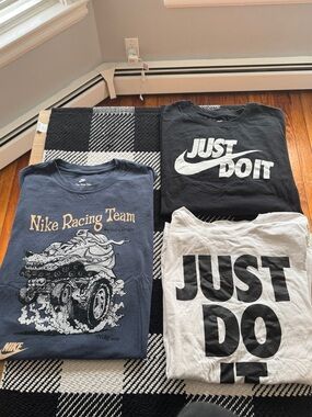 Nike Black, White & Navy Graphic Tee Set